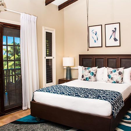 Heavenly Suites La Feuillet ภายนอก รูปภาพ
