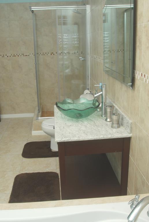 Heavenly Suites La Feuillet ภายนอก รูปภาพ