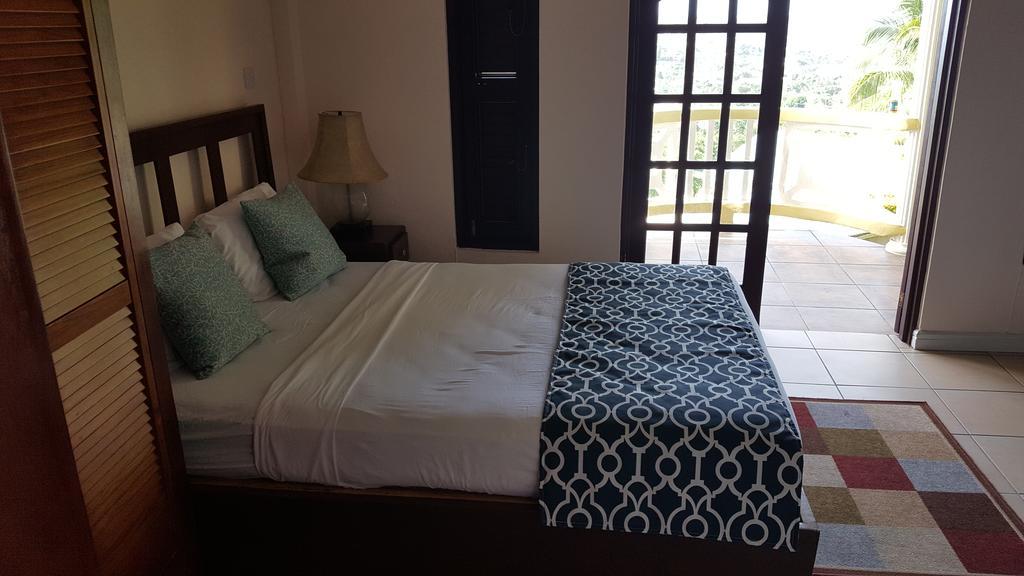 Heavenly Suites La Feuillet ภายนอก รูปภาพ