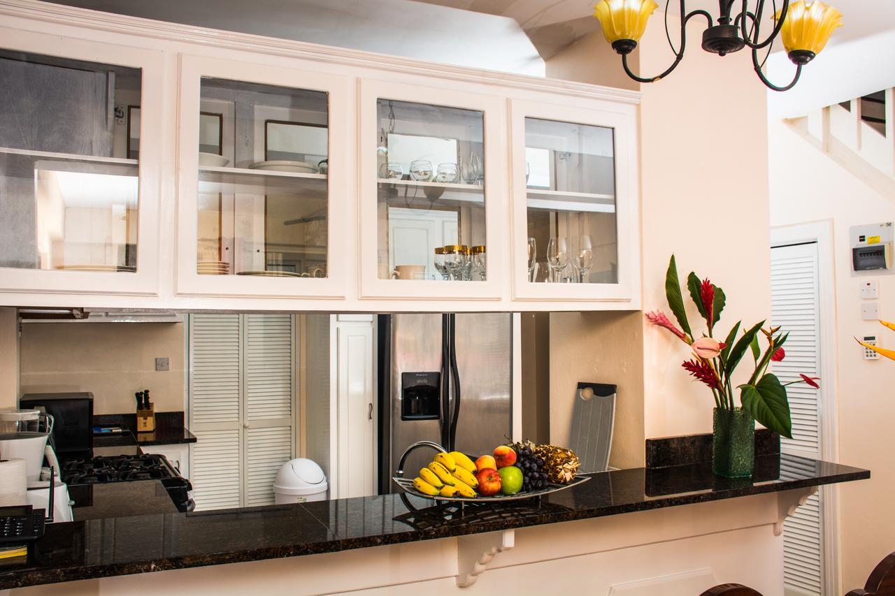 Heavenly Suites La Feuillet ภายนอก รูปภาพ