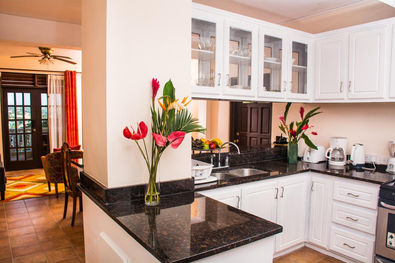 Heavenly Suites La Feuillet ภายนอก รูปภาพ