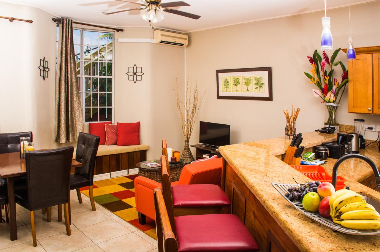 Heavenly Suites La Feuillet ภายนอก รูปภาพ